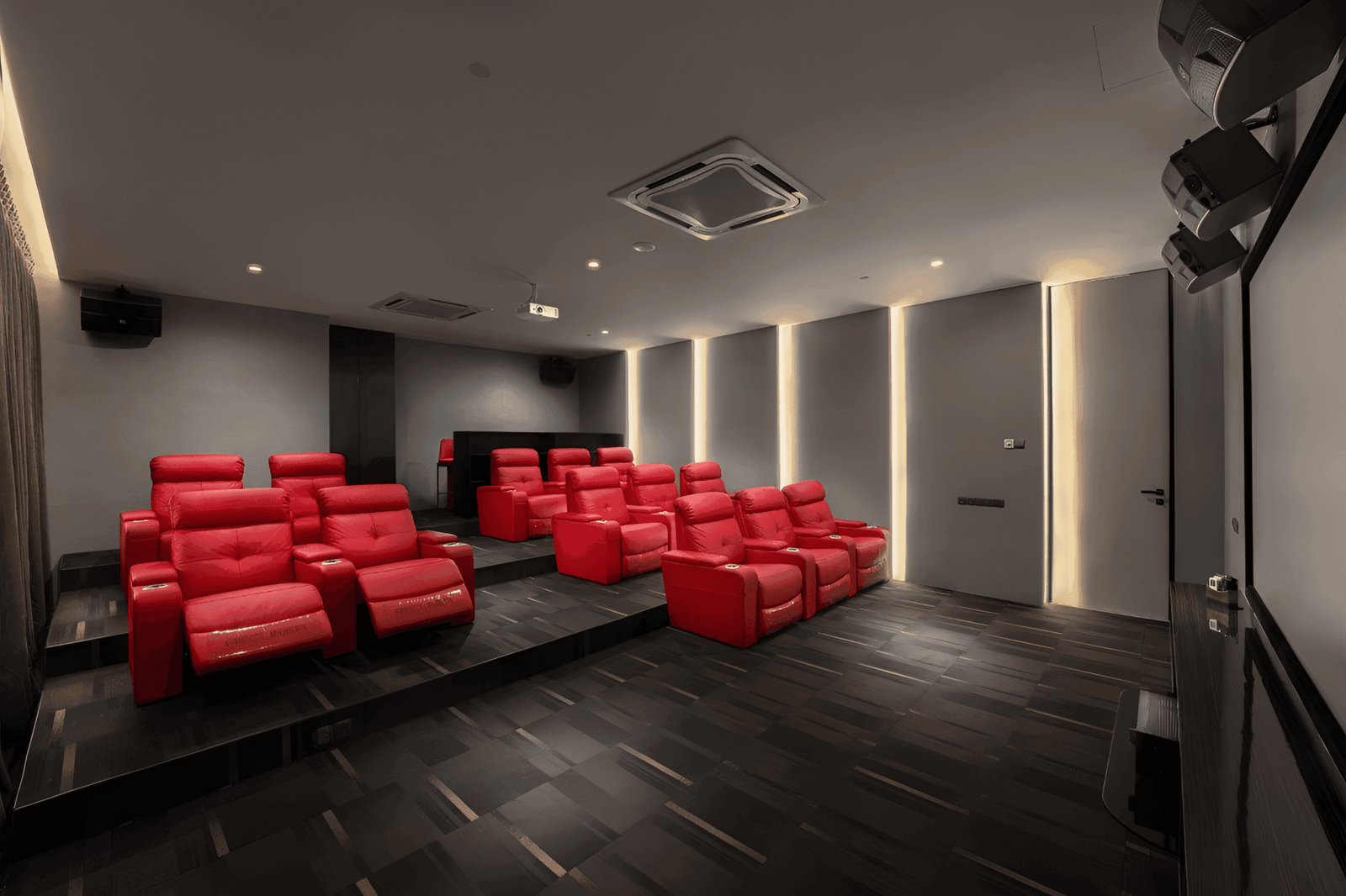 Cineleisure_电影院_enhanced