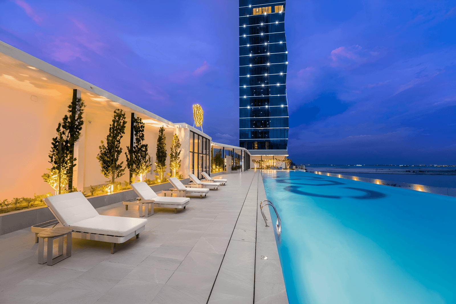 City of Dreams Olpmpic-Length-Outdoor-Day-Pool_奥林匹克规模户外游泳池_日池_enhanced