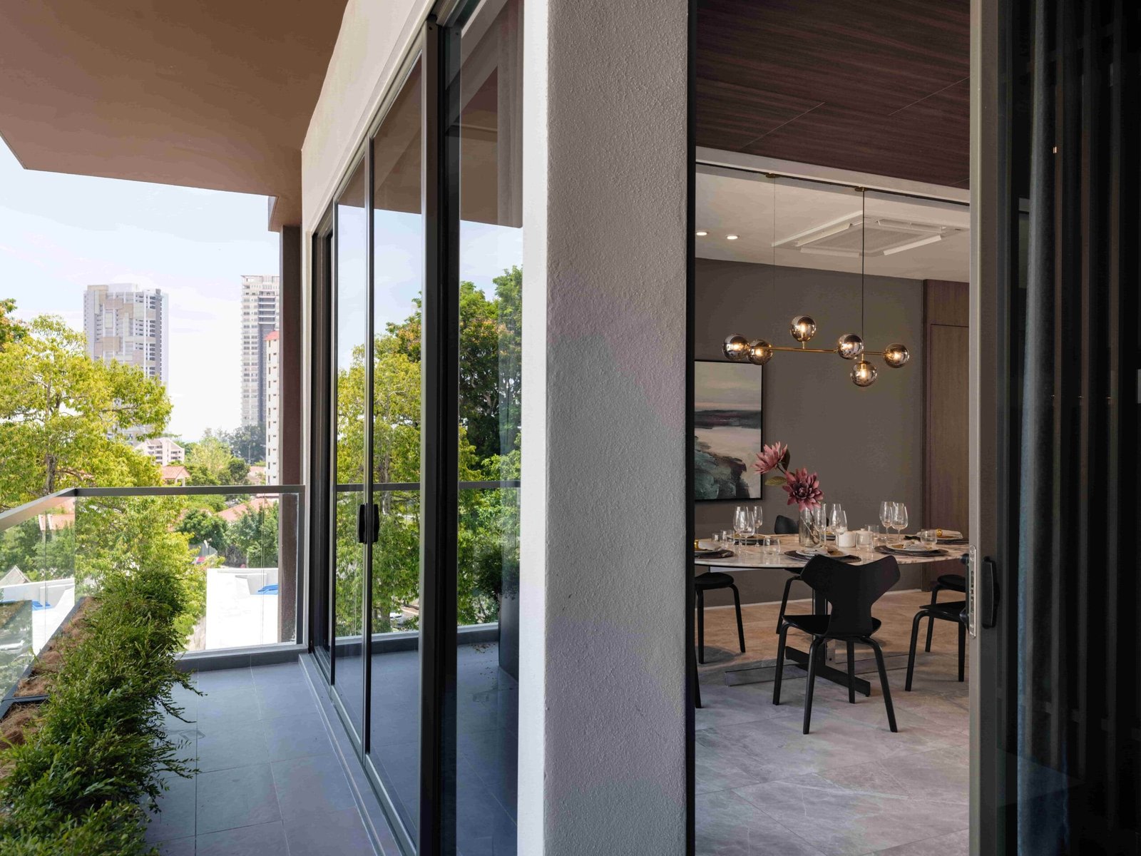 Hinai Heights balcony